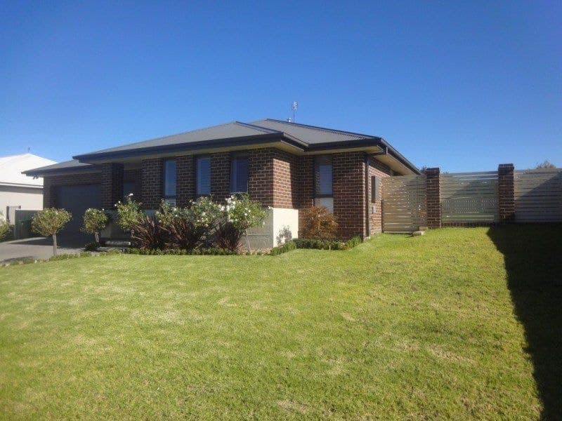 59 Carwoola Drive ORANGE NSW, Orange - Thumbnail 2