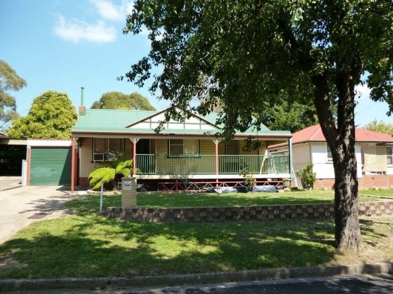 19 Cassey Crescent ORANGE NSW, Orange - Image 1