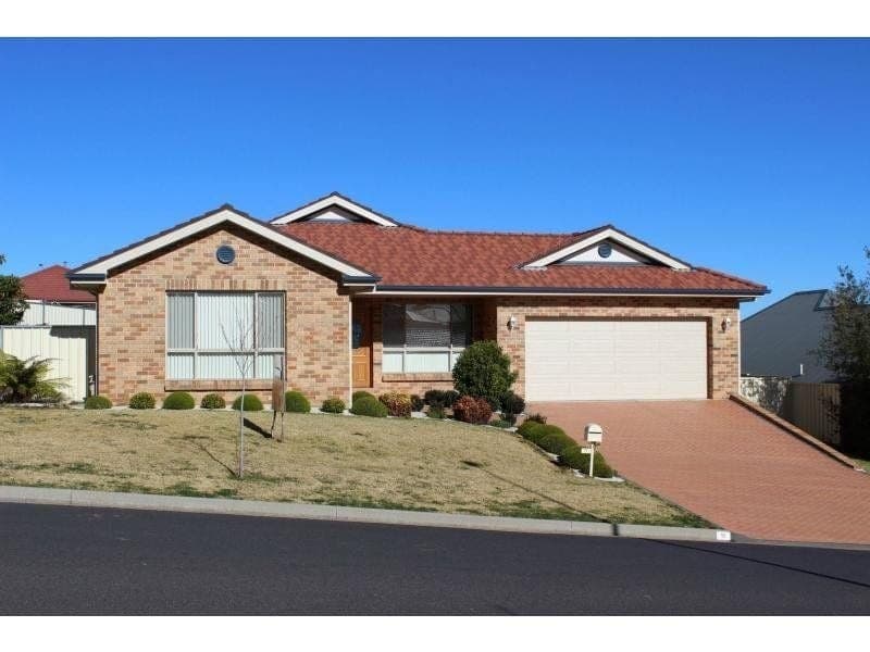 11 Holman Way ORANGE NSW, Orange - Image 1