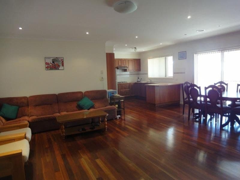 11 Holman Way ORANGE NSW, Orange - Thumbnail 2