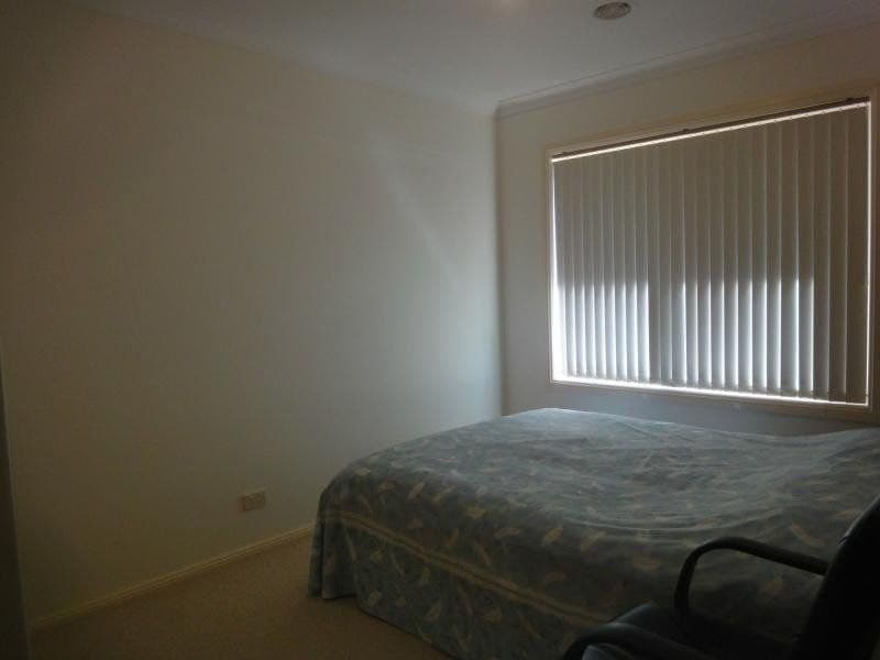 11 Holman Way ORANGE NSW, Orange - Thumbnail 7