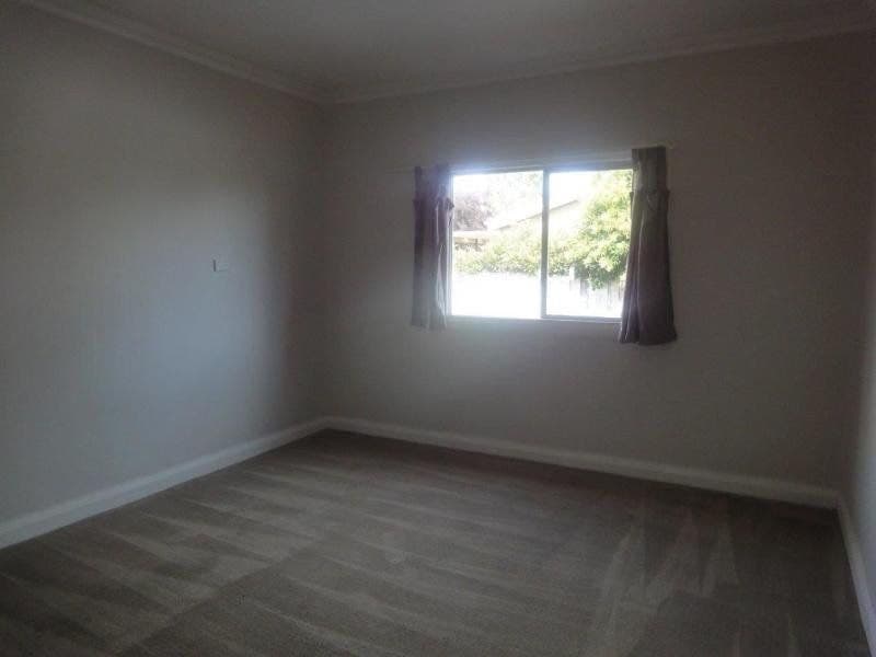 42 Tynan Street ORANGE NSW, Orange - Thumbnail 5