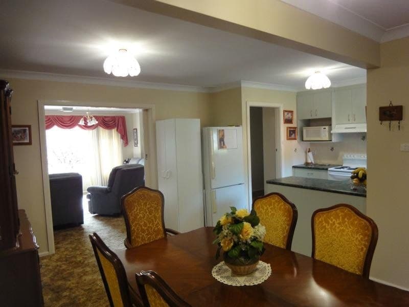 27 Racecourse Road ORANGE NSW, Orange - Thumbnail 6