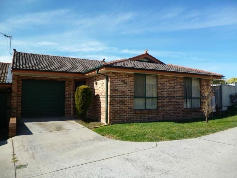 1/19 Turner Crescent ORANGE NSW, Orange - Image 1