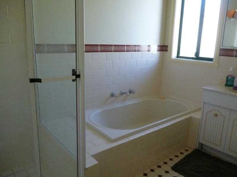 1/19 Turner Crescent ORANGE NSW, Orange - Thumbnail 5