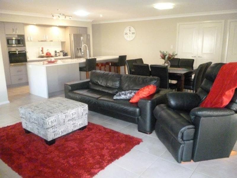 13 Lisbon Circuit ORANGE NSW, Orange - Thumbnail 7