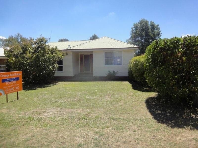 5 Prunus Avenue ORANGE NSW, Orange - Image 1