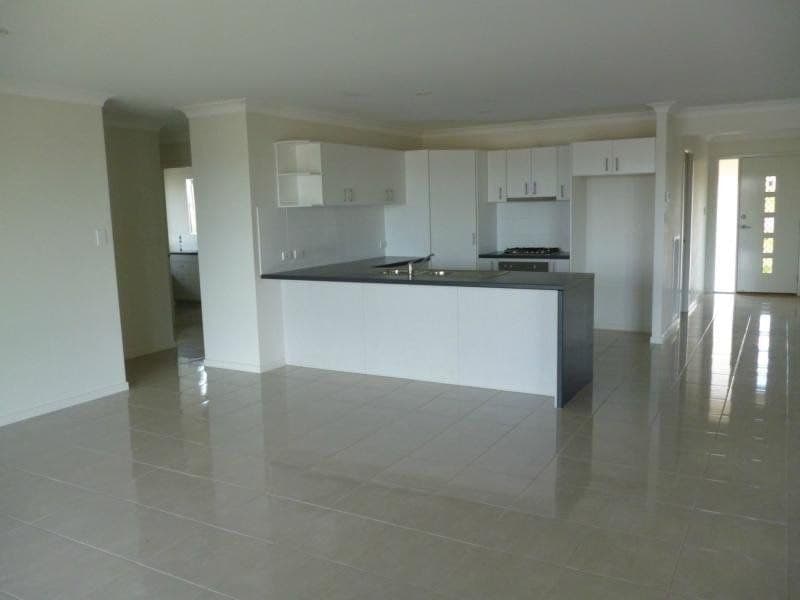 66 Honeyman Drive ORANGE NSW, Orange - Thumbnail 2