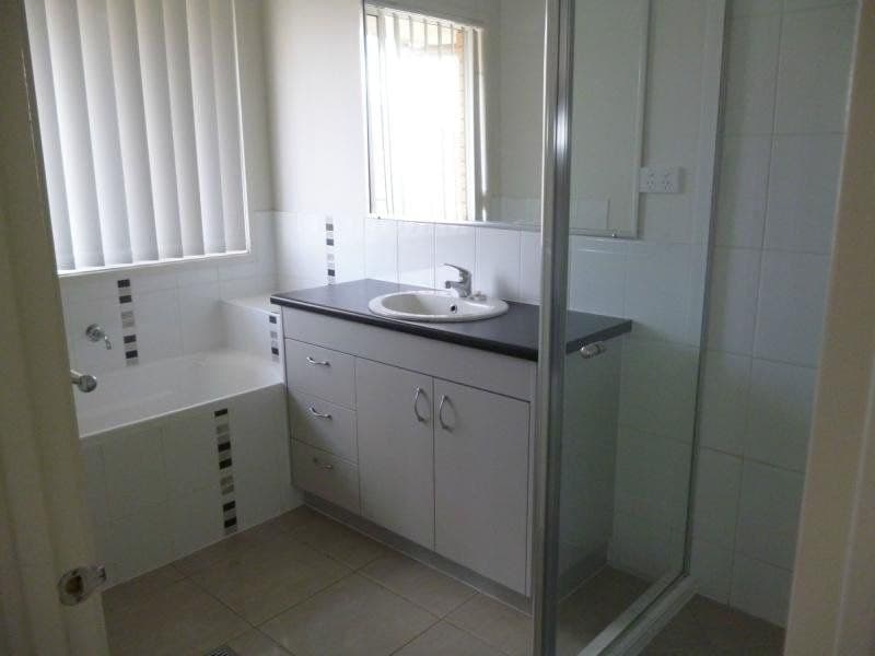66 Honeyman Drive ORANGE NSW, Orange - Thumbnail 6
