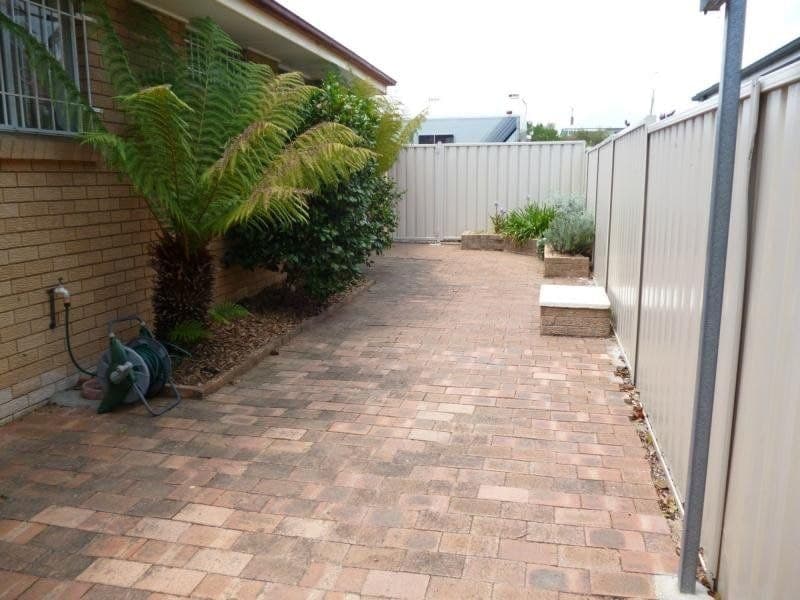 20/98 Kenna Street ORANGE NSW, Orange - Thumbnail 3