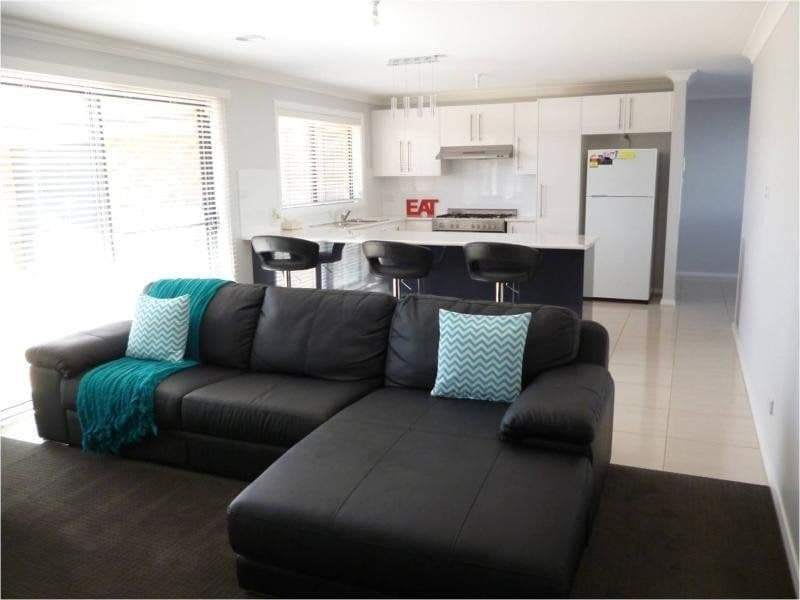 37 Pippin Way ORANGE NSW, Orange - Thumbnail 5