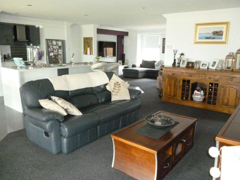 23 Diamond Drive ORANGE NSW, Orange - Thumbnail 3