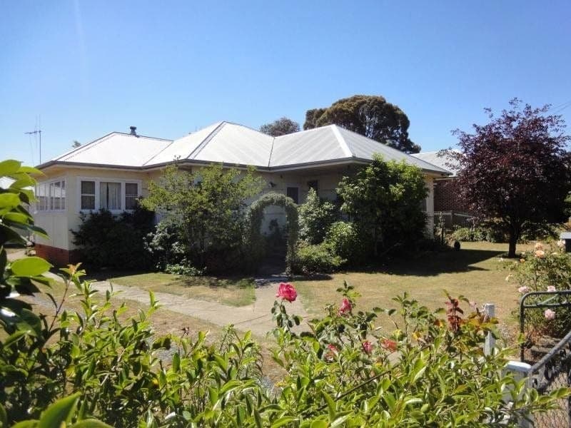 17 Thomas Street ORANGE NSW, Orange - Image 1