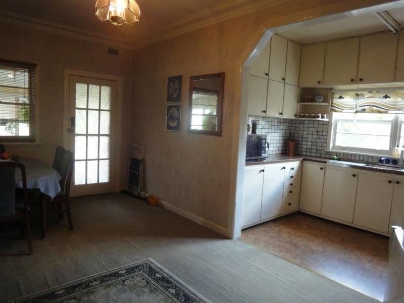17 Thomas Street ORANGE NSW, Orange - Thumbnail 5