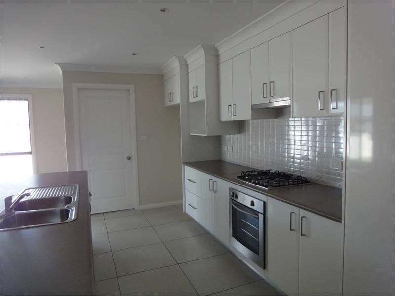 103 Diamond Drive ORANGE NSW, Orange - Thumbnail 2