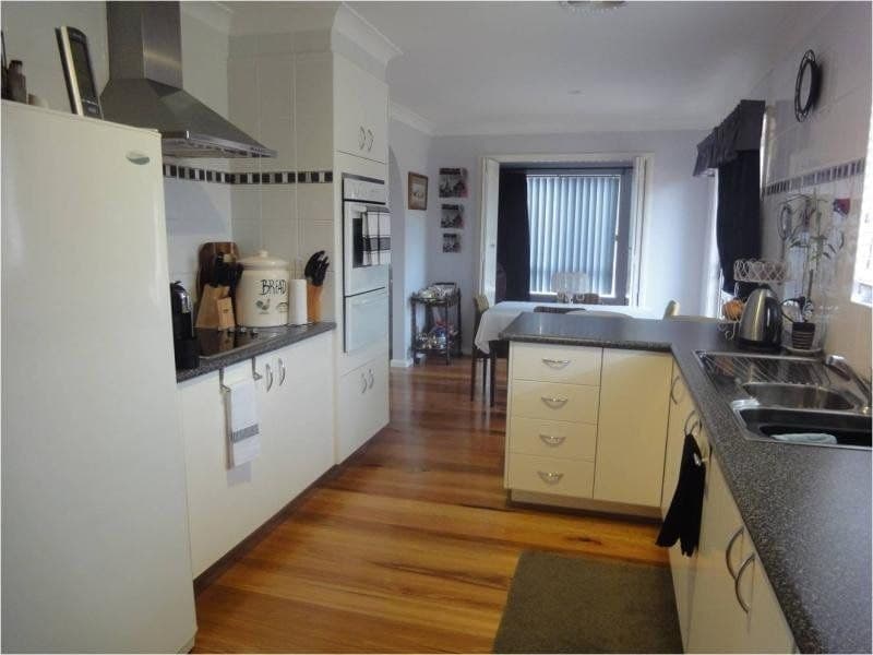 33 James Sheahan Drive ORANGE NSW, Orange - Thumbnail 2