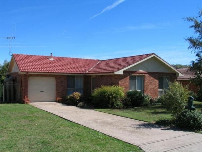 17 Taronga Avenue ORANGE NSW, Orange - Image 1