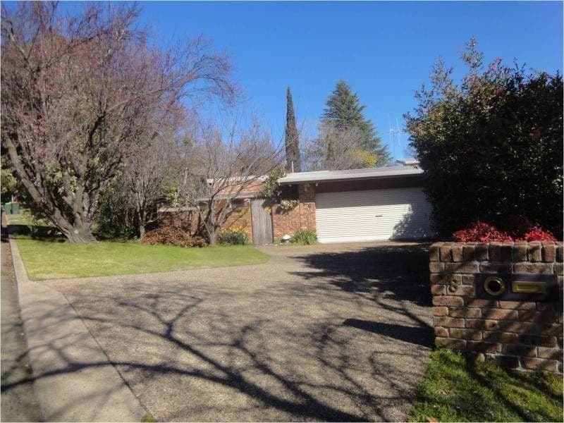 8 Green Lane ORANGE NSW, Orange - Image 1