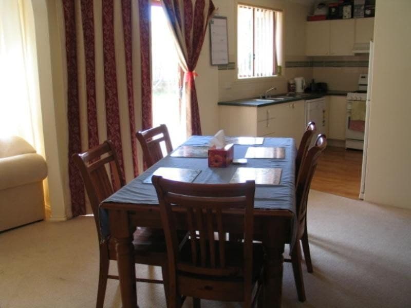9 Melville Place ORANGE NSW, Orange - Thumbnail 4