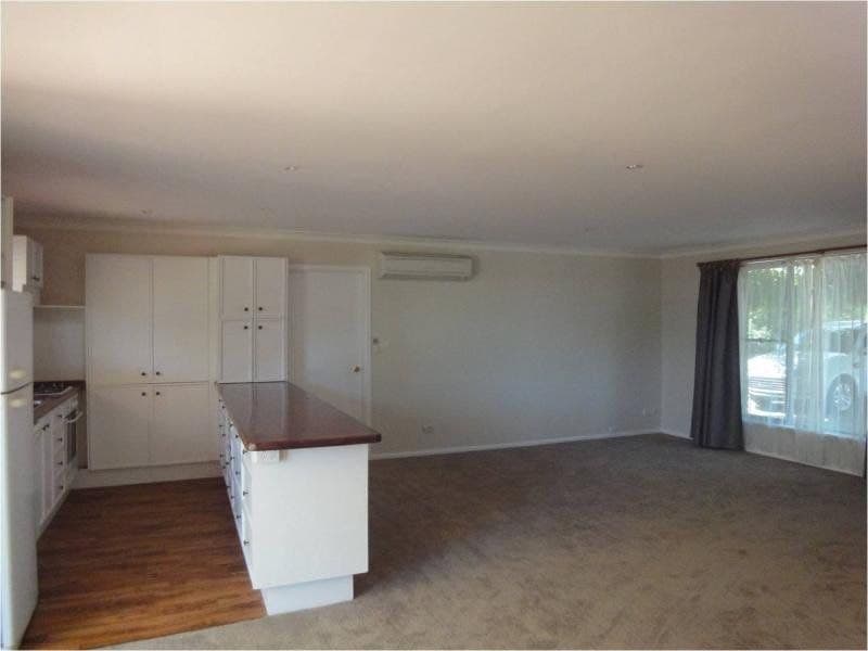 45 Sunny South Crescent ORANGE NSW, Orange - Thumbnail 2