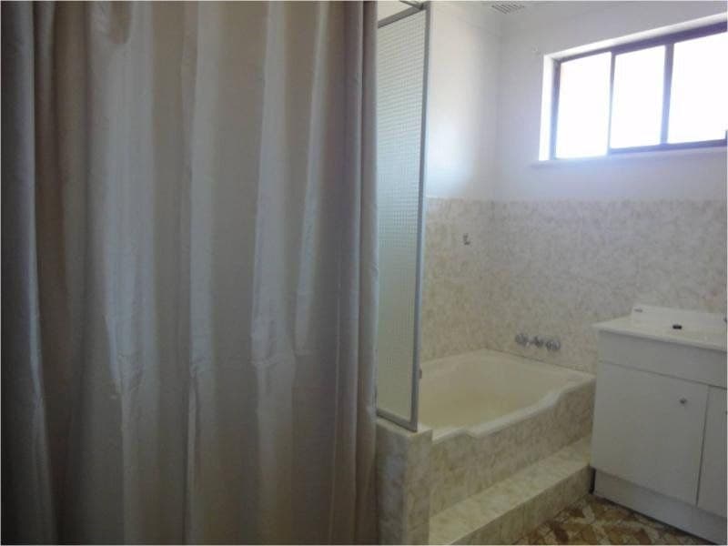 45 Sunny South Crescent ORANGE NSW, Orange - Thumbnail 7