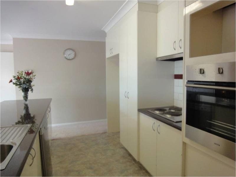 78 MolongnRd ORANGE NSW, 78 Molongnrd Orange - Thumbnail 3
