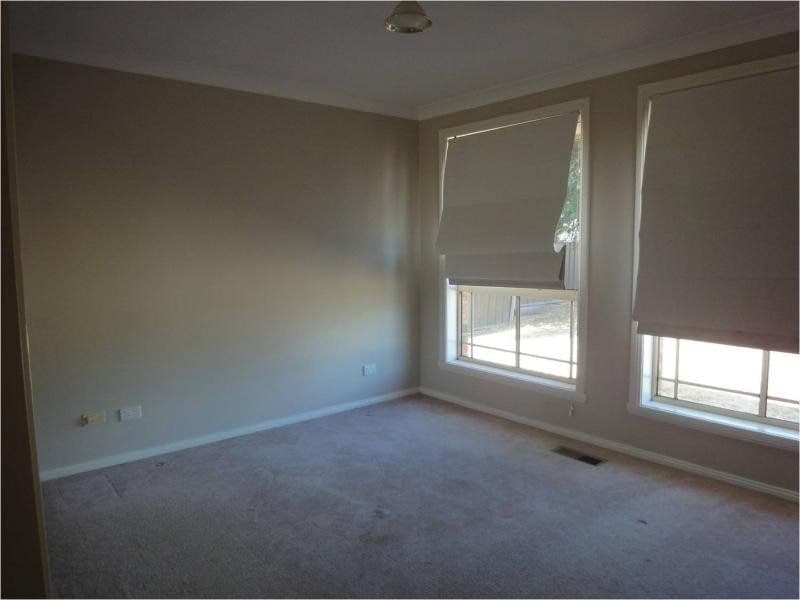 78 MolongnRd ORANGE NSW, 78 Molongnrd Orange - Thumbnail 4