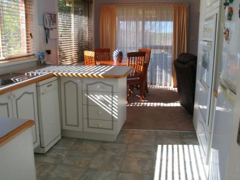 34 HeatherbraenPde ORANGE NSW, 34 Heatherbraenpde Orange - Thumbnail 4