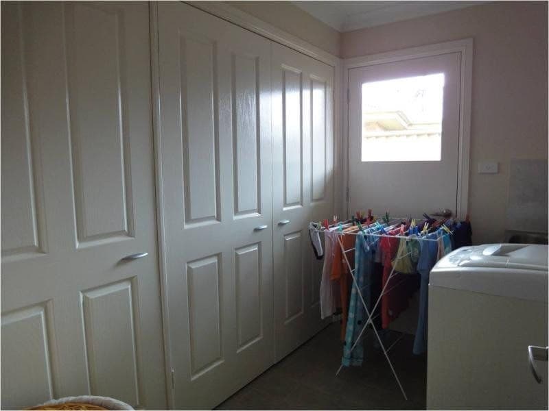 8 Candlebark Crescent ORANGE NSW, Orange - Thumbnail 5