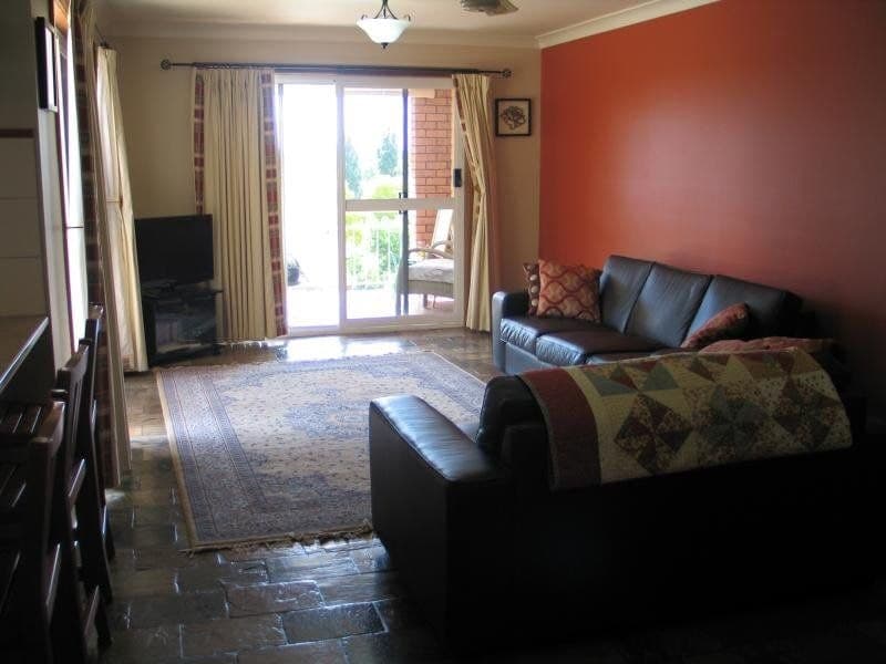 22 Maple Avenue ORANGE NSW, Orange - Thumbnail 6