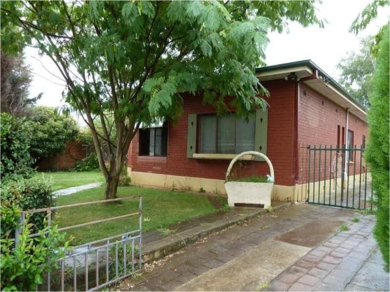 16 Elizabeth Street ORANGE NSW, Orange - Image 1