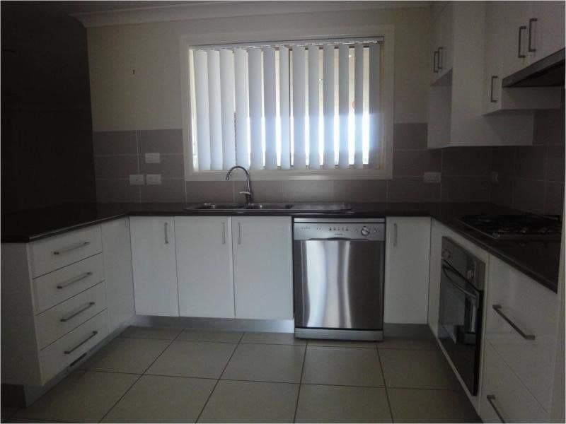 10 WindaminglenPl ORANGE NSW, 10 Windaminglenpl Orange - Thumbnail 2
