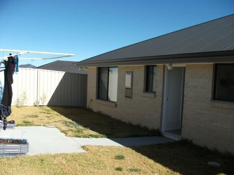 10A Begonia Way ORANGE NSW, Orange - Thumbnail 2