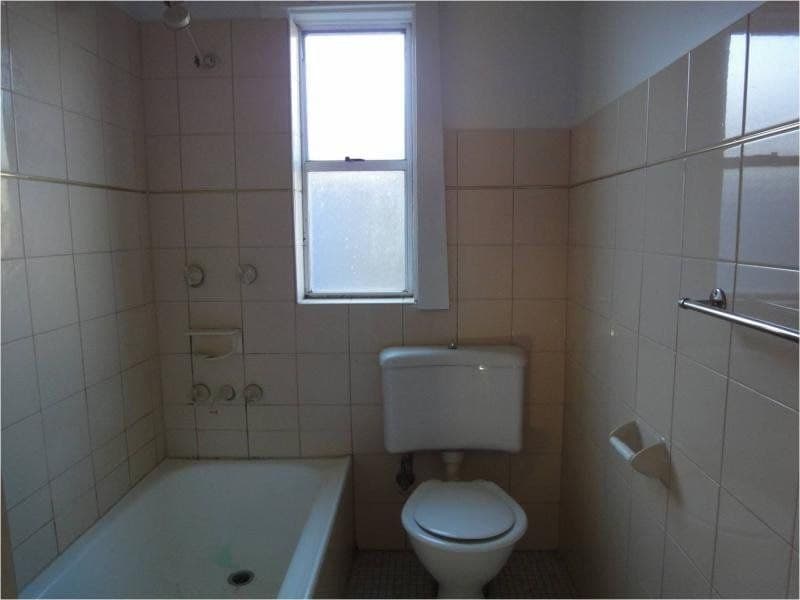 106 Sampson Street ORANGE NSW, Orange - Thumbnail 3
