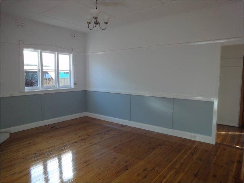 106 Sampson Street ORANGE NSW, Orange - Thumbnail 5