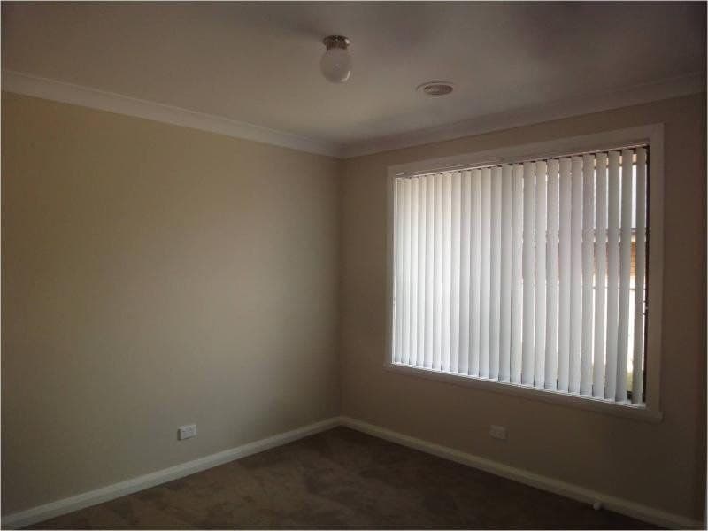 58 Diamond Drive ORANGE NSW, Orange - Thumbnail 4