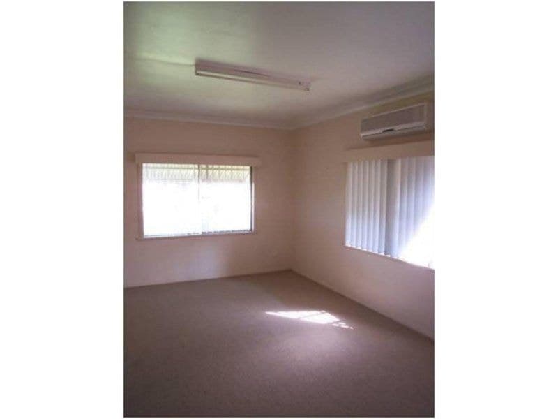 256 McLachlan Street ORANGE NSW, Orange - Thumbnail 4