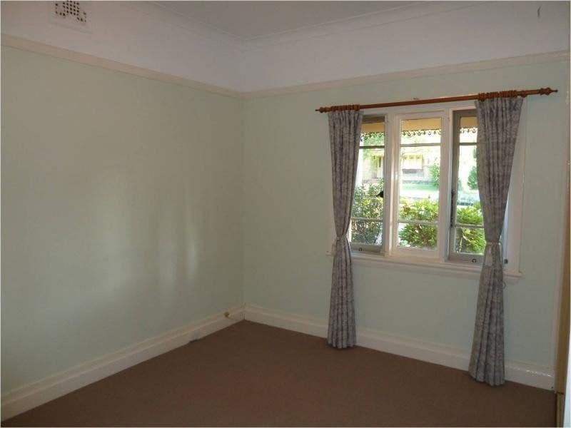50 Casey Street ORANGE NSW, Orange - Thumbnail 6