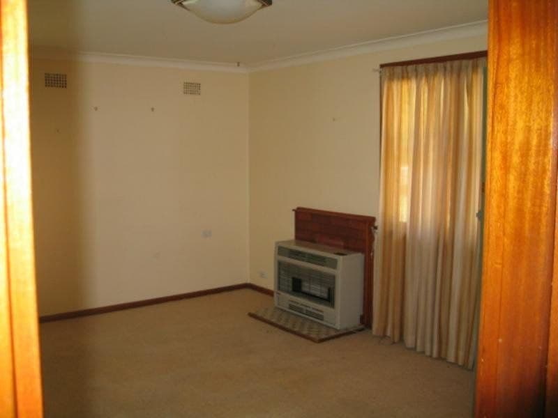 17 LeuranRd ORANGE NSW, 17 Leuranrd Orange - Thumbnail 4