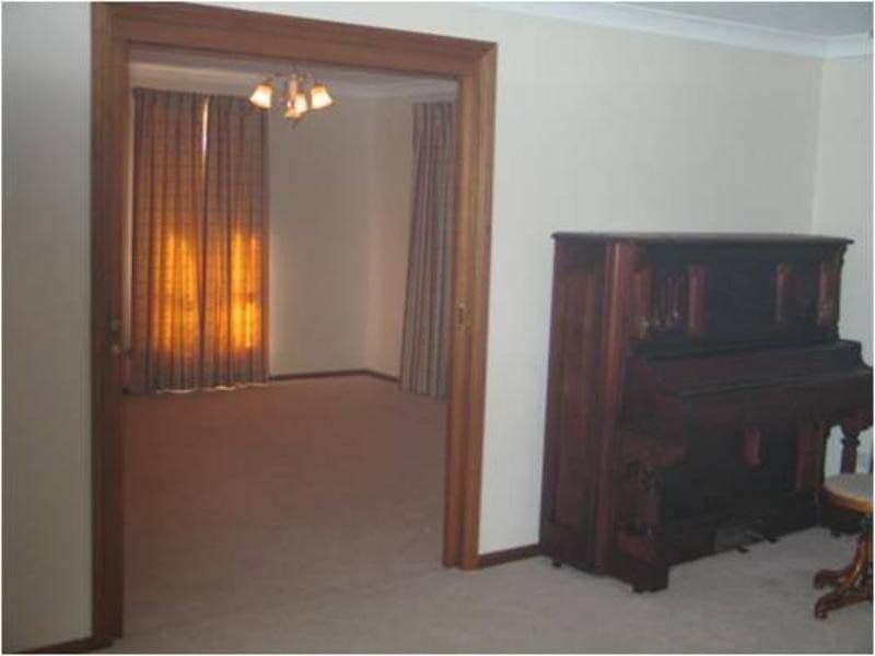 11 Coogal Drive ORANGE NSW, Orange - Thumbnail 5