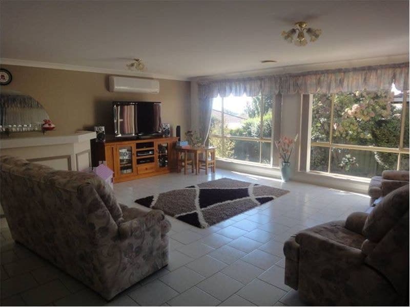 22 Avondale Drive ORANGE NSW, Orange - Thumbnail 2