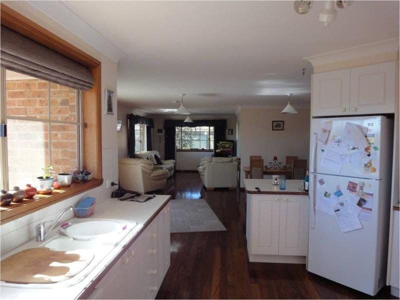 10 Goldfinch Way ORANGE NSW, Orange - Thumbnail 5