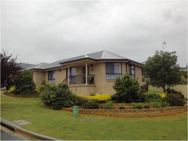 23 Lister Drive ORANGE NSW, Orange - Image 1
