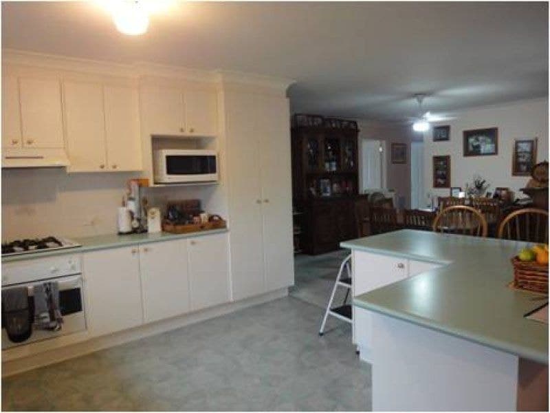 23 Lister Drive ORANGE NSW, Orange - Thumbnail 3