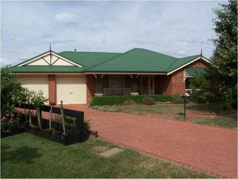 3 Angus Place ORANGE NSW, Orange - Image 1