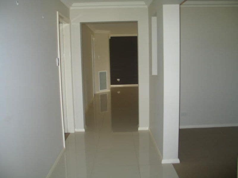 9 Sapphire Drive ORANGE NSW, Orange - Thumbnail 3