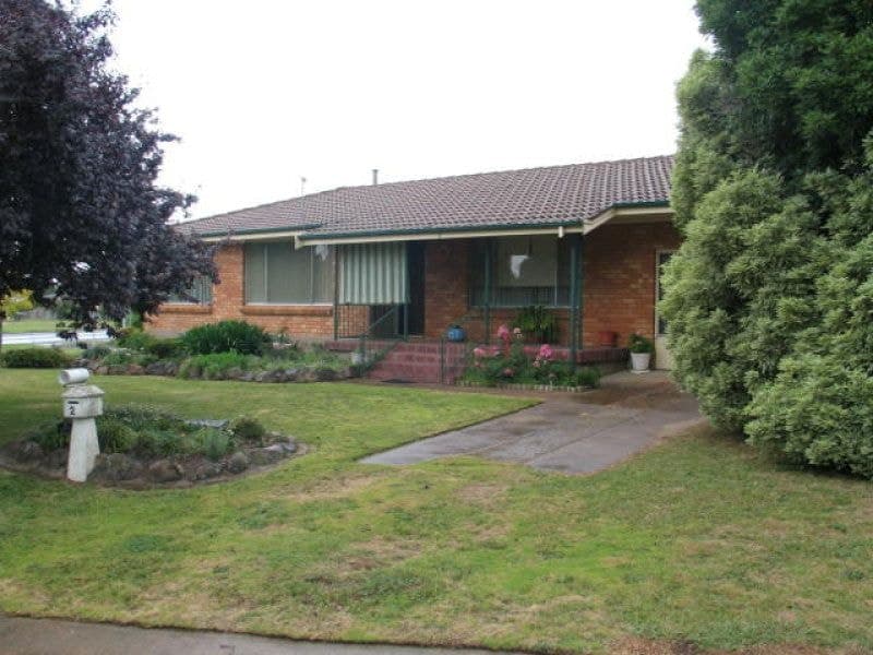 2 Caleula Crescent ORANGE NSW, Orange - Thumbnail 2