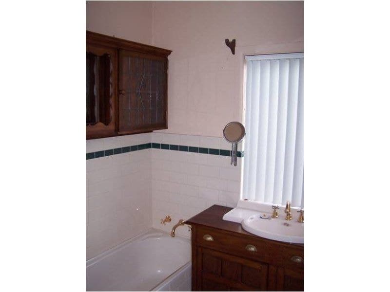 39 Tynan Street ORANGE NSW, Orange - Thumbnail 8
