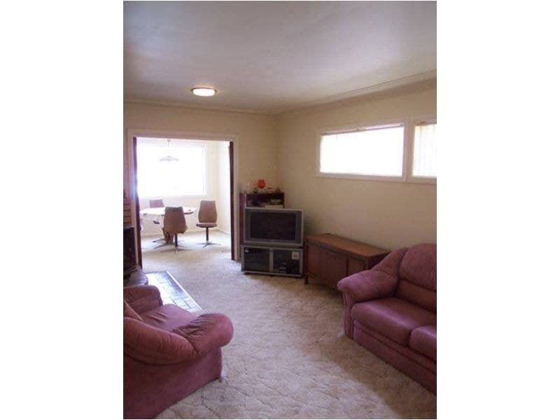94 Cecil Road ORANGE NSW, Orange - Thumbnail 4