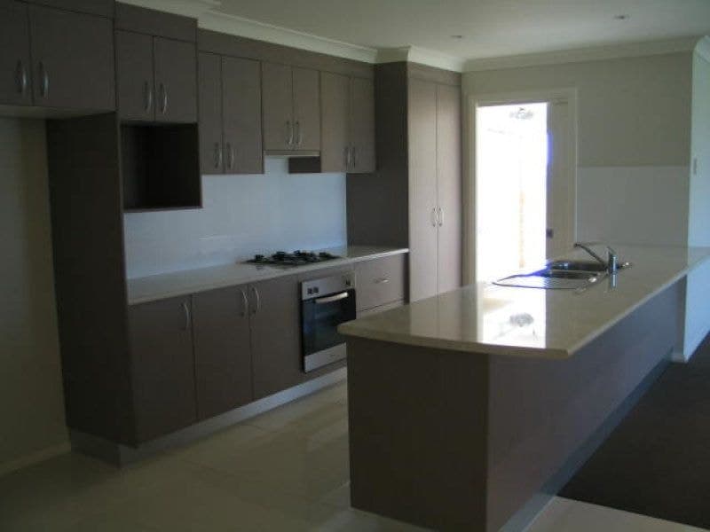 10 Emerald Drive ORANGE NSW, Orange - Thumbnail 2